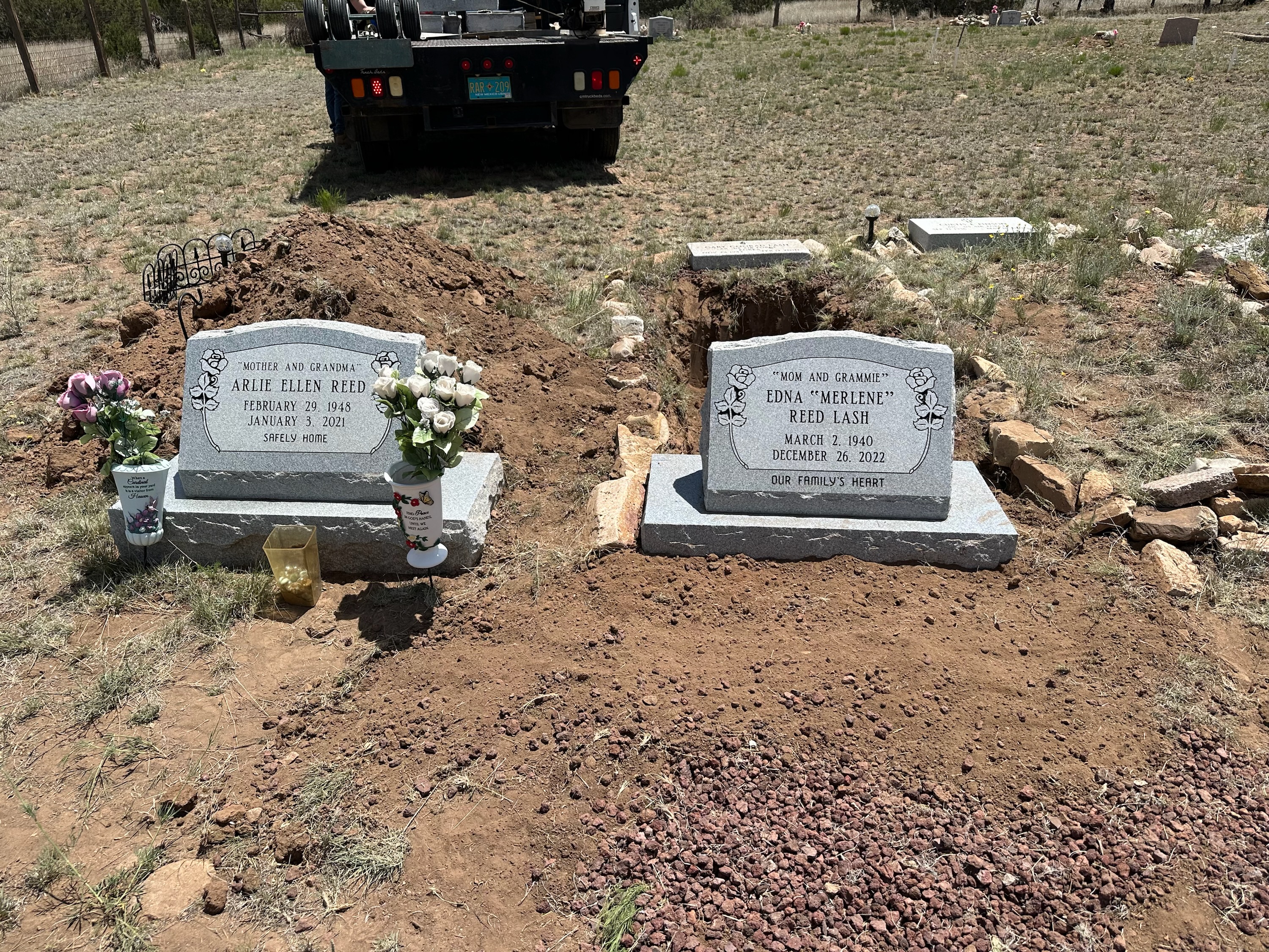 Granite granite monument
