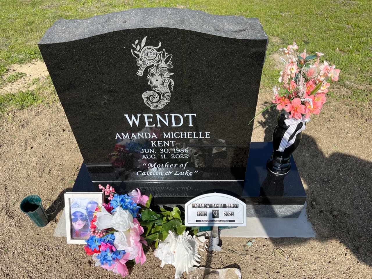 Granite granite monument