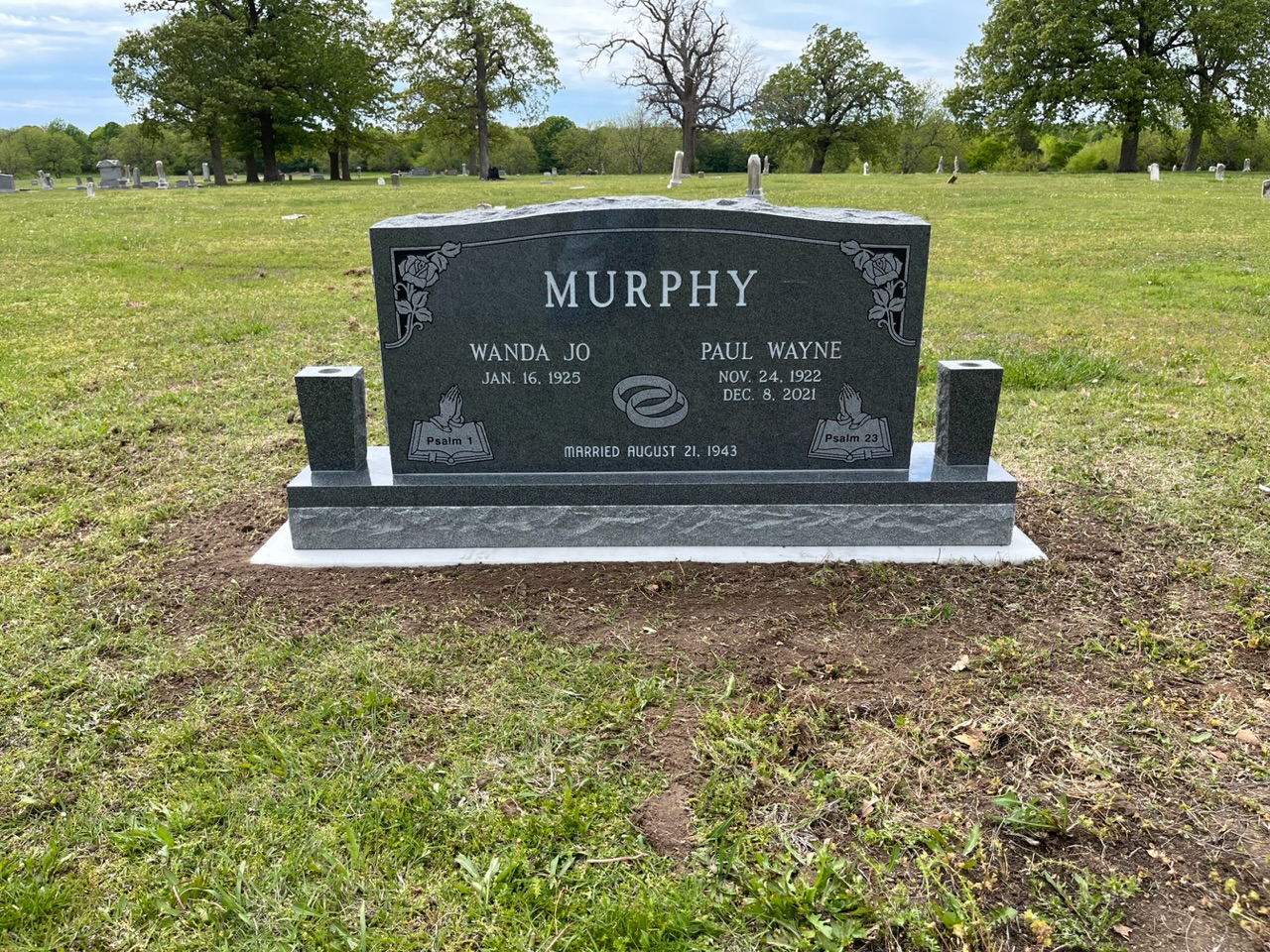 Granite granite monument